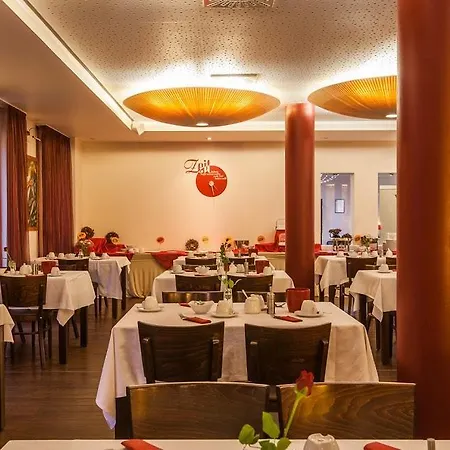 Hotel Augustin's 4*